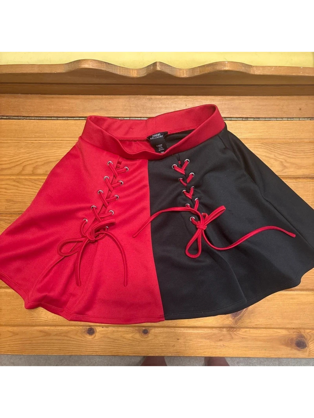 Hot Topic Skirt